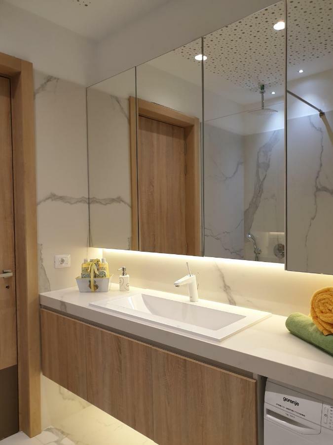 Apartment Royal Residence Сараево Екстериор снимка